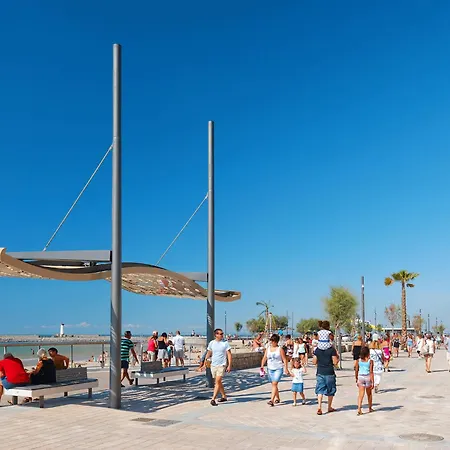 דירה Port Lano By Interhome